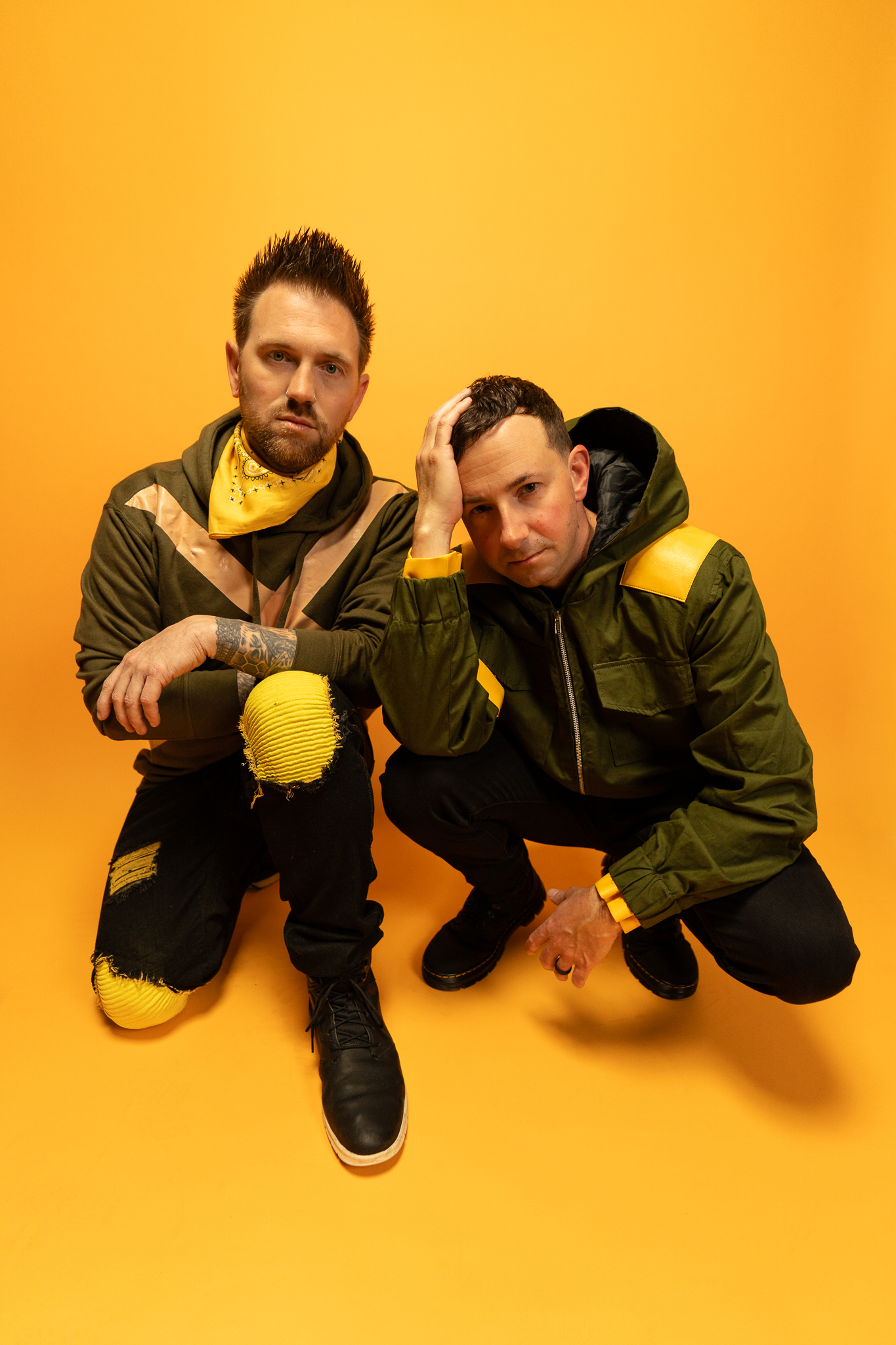 BLURRYFACE-GreenYellow-Wide-3